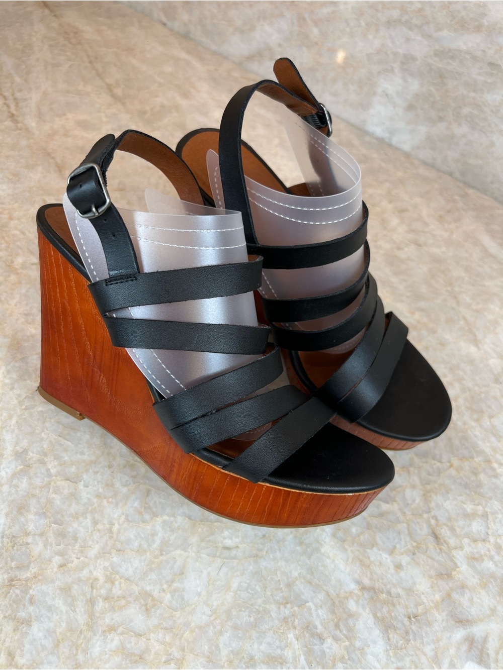Lucky Brand Black Strappy Wood-Platform Wedge Sandals. Leather upper - Picture 6 of 8